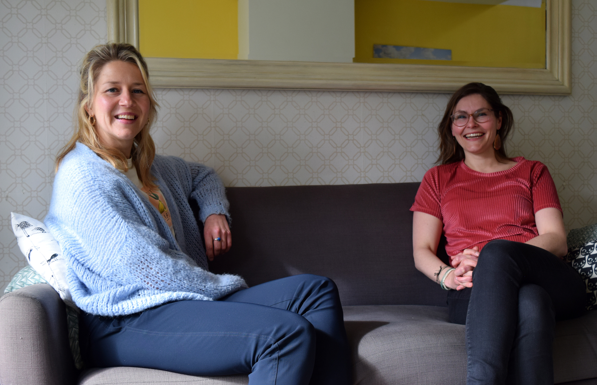 Marleen en Annalotte binnen
